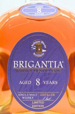 8 Jahre Alt Single Malt Whisky 9 8 Jahre Alt Single Malt Whisky -SBS || Waterford || SAINT JAMES Verkaufsgeschäft DSC00288