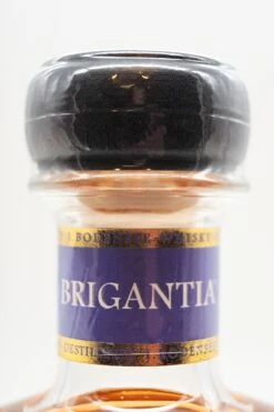 8 Jahre Alt Single Malt Whisky 11 8 Jahre Alt Single Malt Whisky -SBS || Waterford || SAINT JAMES Verkaufsgeschäft DSC00289