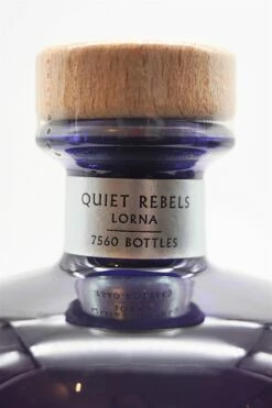 Organic Quiet Rebels Lorna Single Malt Scotch Whisky -SBS || Waterford || SAINT JAMES Verkaufsgeschäft dsc01172