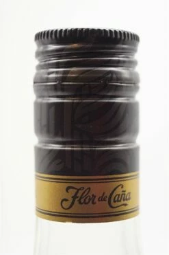 4 Jahre White Extra Seco Rum 11 4 Jahre White Extra Seco Rum -SBS || Waterford || SAINT JAMES Verkaufsgeschäft dsc01536