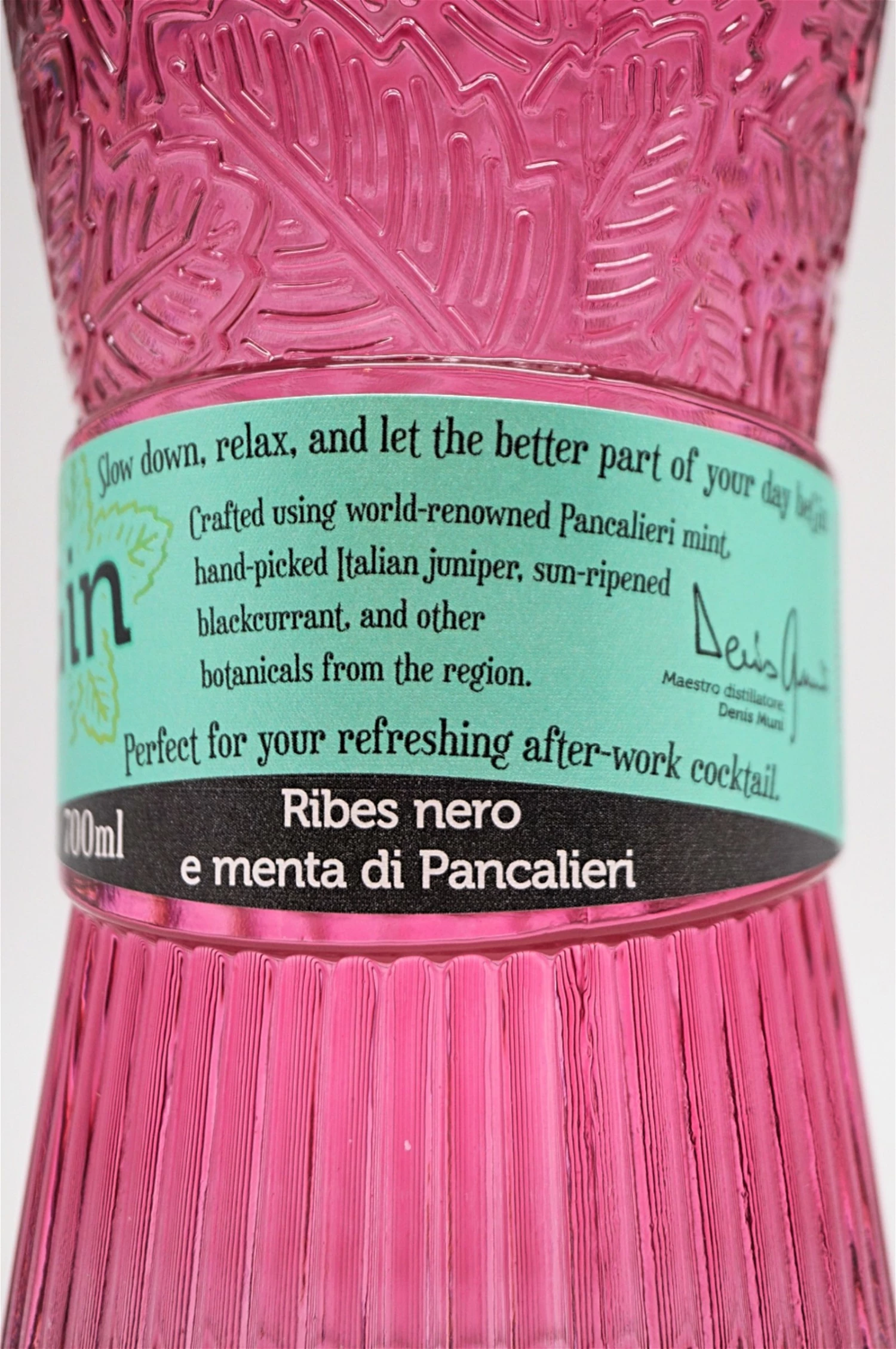 Ribesa Blackcurrant Gin 4 Ribesa Blackcurrant Gin – Bild 4