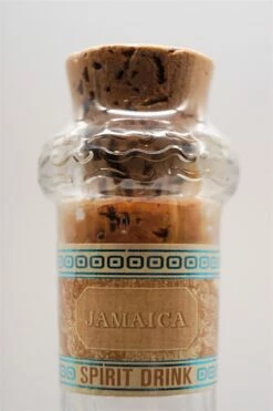 Jamaican Spiced Rum -SBS || Waterford || SAINT JAMES Verkaufsgeschäft dsc09254y3zxjzbghqgtp