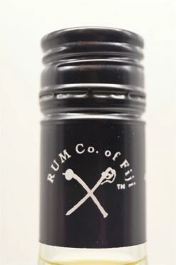 White Chocolate Rum Liqueur -SBS || Waterford || SAINT JAMES Verkaufsgeschäft dsc0929281qi0hplmnjjr